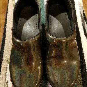 Shiny Gray Clogs